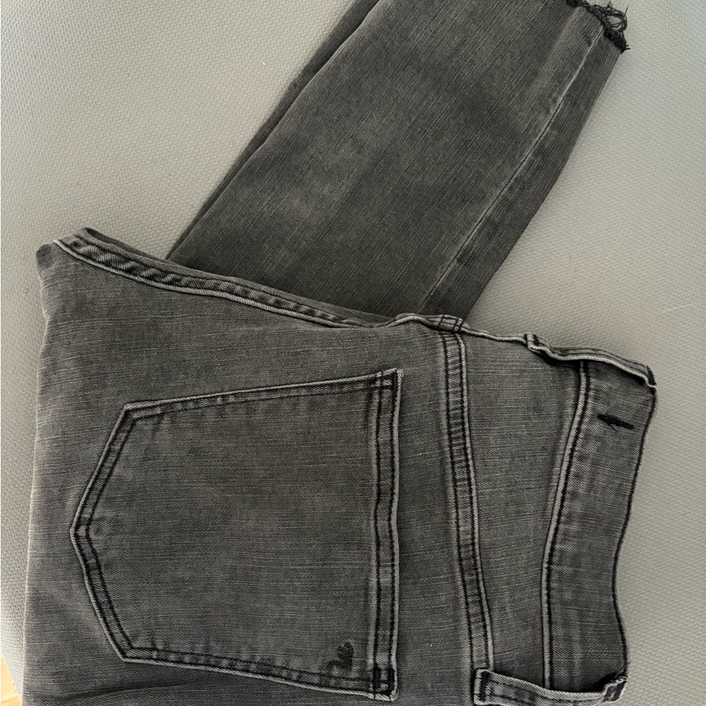 Madewell Gray Mid-Rise Black Thread Distressed Skinny Jeans Size 26